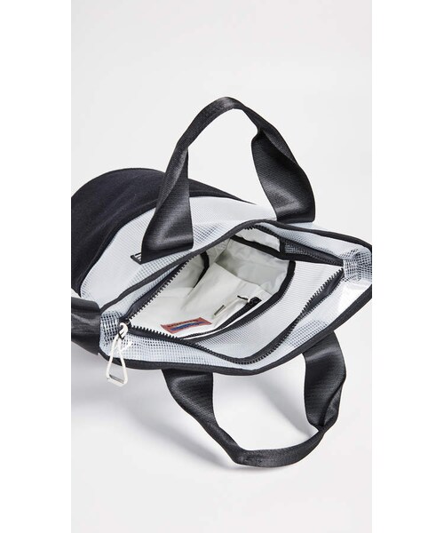 Acne Studios（アクネストゥディオズ）の「Acne Studios Admyral Tote 