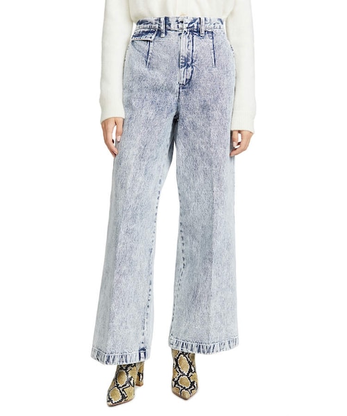 TOGA PULLA（トーガ　プルラ）の「Toga Pulla Bleach Denim Wide Pants（デニムパンツ・レディース・Blue・34/36/38/40）」の4枚目の写真