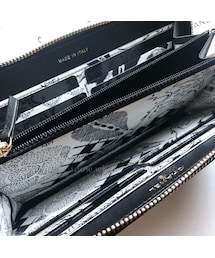明日着 限定CCx内側カメリア柄 ミディアムサイズのお財布 CHANEL CHANEL（財布）のフリマアイテム一覧