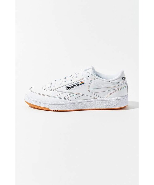 Reebok（リーボック）の「Reebok Club C 85 Pride Sneaker（スニーカー・レディース・White・W 10/m 8.5/W 5.5/m 4/W 6.5/m 5/W 6/m 4.5/W 7.5/m 6/W 7/m 5.5/W 8.5/m 7/W 8/m 6.5/W 9.5/m 8/W 9/m 7.5）」の3枚目の写真