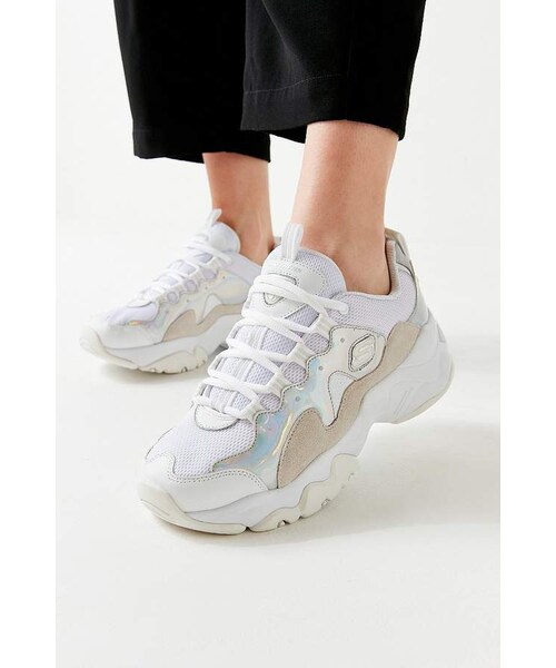 SKECHERS（スケッチャーズ）の「Skechers UO Exclusive D’Lites 3 Sneaker（スニーカー・レディース・White・5/6/6.5/7/7.5/8/8.5/9/9.5/10）」の3枚目の写真
