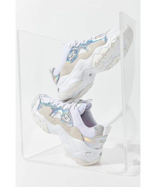 SKECHERS（スケッチャーズ）の「Skechers UO Exclusive D’Lites 3 Sneaker（スニーカー・レディース・White・5/6/6.5/7/7.5/8/8.5/9/9.5/10）」の2枚目の写真