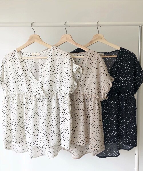 chocomee（チョコミー）の「ドットブラウス（シャツ/ブラウス・レディース・ホワイト/ベージュ/ブラック・FREE）」の3枚目の写真