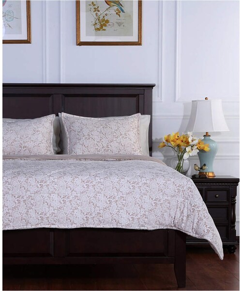 Berkshire（バークシャー）の「Berkshire Blanket Floral Lace Plush Full/Queen