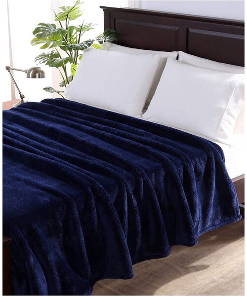 Berkshire（バークシャー）の「Berkshire Blanket & Home Co. Ultimate ExtraFluffy