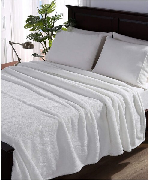 Berkshire（バークシャー）の「Berkshire Blanket & Home Co. Ultimate ExtraFluffy
