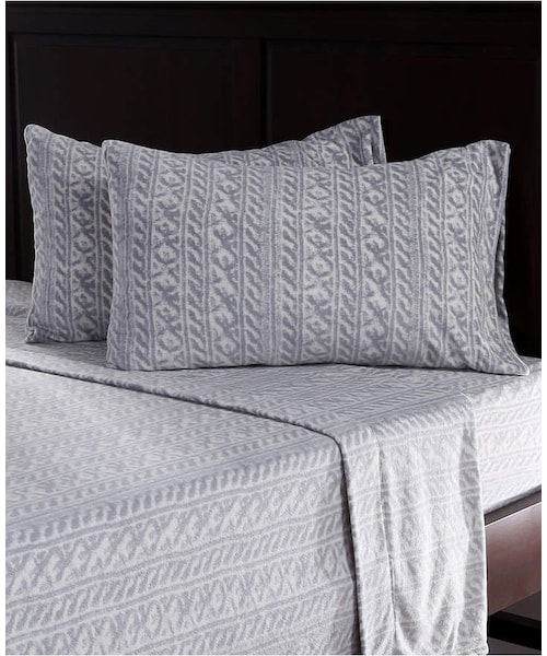 Berkshire（バークシャー）の「Berkshire Blanket & Home Co. Knit Print Microfleece