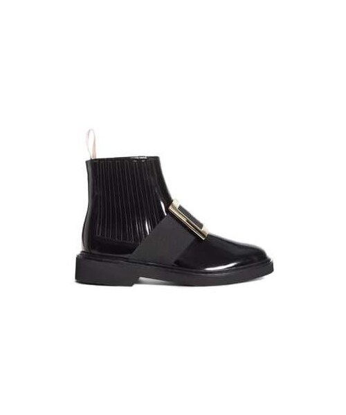 Roger Vivier(ロジェヴィヴィエ)の「Roger Vivier Viv' Rangers Chelsea Boot(ブーツ・レディース・Black・6us / 36eu/7.5us / 37.5eu/6.5us / 36.5eu/8us / 38eu/5us / 35eu/7us / 37eu/8.5us / 38.5eu/11us / 41eu/9us / 39eu/10us / 40eu/9.5us / 39.5eu/10.5us / 40.5eu/12us / 42eu)」の4枚目の写真