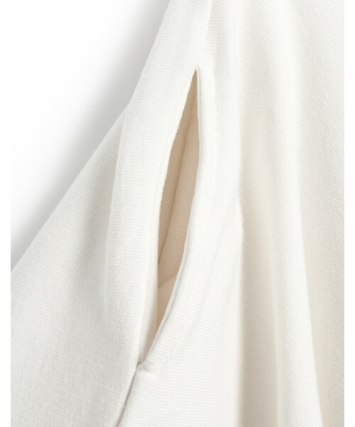 PAZZO（パッゾ）の「MIT 甜美運動風兩件式套裝（ワンピース/ドレス・レディース・白/黑/麻灰/黑・S/M/L）」の4枚目の写真