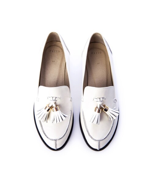 PAZZO（パッゾ）の「MIT 時尚流蘇低跟樂福鞋（シューズ・レディース・奶油白/酒紅/黑・36/37/38/39/40）」の3枚目の写真