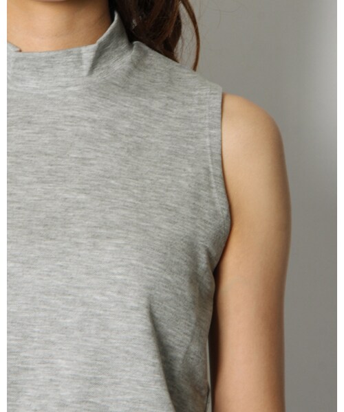 VICKY（ビッキー）の「【andGirl6月号掲載商品】エアダンボールニットアメリカンスリーブプルオーバー（トップス・レディース・ブラック/グレー/モノトーン・M）」の6枚目の写真