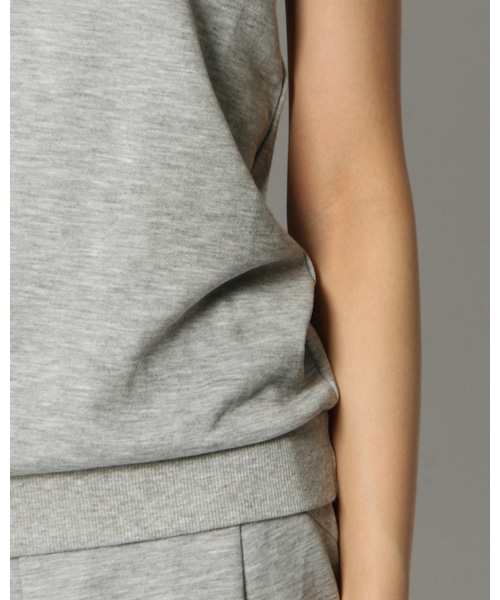 VICKY（ビッキー）の「【andGirl6月号掲載商品】エアダンボールニットアメリカンスリーブプルオーバー（トップス・レディース・ブラック/グレー/モノトーン・M）」の7枚目の写真