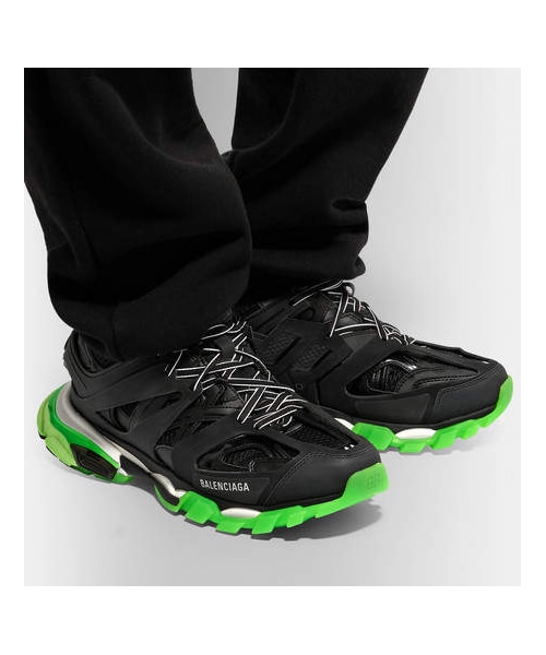 BALENCIAGA（バレンシアガ）の「Balenciaga Track Glow Nylon