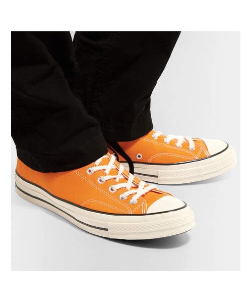 CONVERSE(コンバース)の「Converse Chuck 70 Ox Canvas Sneakers(スニーカー・メンズ・Orange・Uk5/Uk6.5/Uk6/Uk5.5/Uk10/Uk11/Uk10.5/Uk7.5/Uk9.5/Uk9/Uk8.5/Uk8)」の2枚目の写真