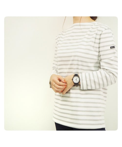 SAINT JAMES（セントジェームス）の「OUESSANT "BORDER" [ NEIGE/GRISCLAIR(WHGY)]（Tシャツ/カットソー・レディース・その他）」の2枚目の写真