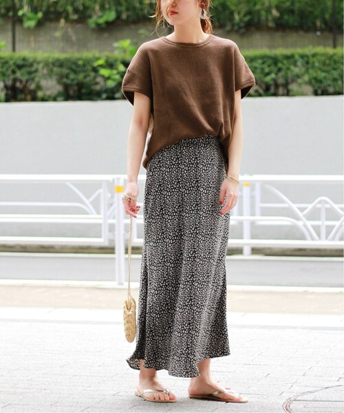 JOURNAL STANDARD relume(ジャーナルスタンダード レリューム)の「スカート(JOURNAL STANDARD relume)(スカート・ブラック/36/在庫あり/38)」の3枚目の写真