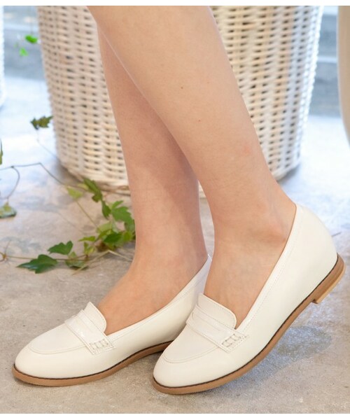 ROPE' PICNIC PASSAGE（ロペピクニックパサージュ）の「【WEB限定サイズ】HARUTA×Rope' Picnic カラーコンビローファー（シューズ・レディース・ブラック/オフホワイト/キャメル・36/37/38/35/39）」の4枚目の写真