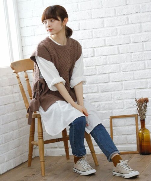 Crisp（クリスプ）の「アランリボンニットベスト（ベスト・レディース・ブラウン/ホワイト・FREE）」の4枚目の写真