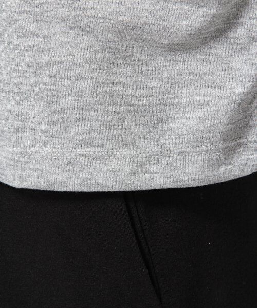 GLOBAL WORK(グローバルワーク)の「ソデタックプルオーバー半袖(トップス・レディース・ホワイト06/ボーダー08/ブラック09/グレー15・S/M/L)」の14枚目の写真