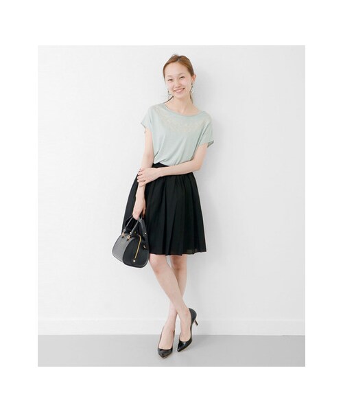 URBAN RESEARCH(アーバンリサーチ)の「トリアセローンギャザースカート(スカート・レディース・WHITE/BLACK/GREEN・FREE)」の8枚目の写真