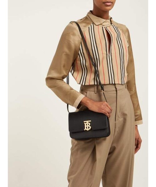 BURBERRY（バーバリー）の「Burberry - Tb Monogram Leather Cross Body Bag - Womens - Black（ショルダーバッグ・レディース・Black・One Size）」の4枚目の写真