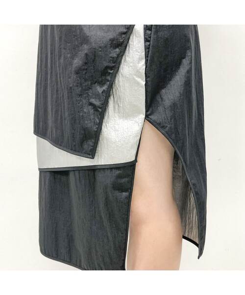 BALMUNG（バルムング）の「BALMUNG / パネルレイヤースカート  / black（Tシャツ/カットソー・その他）」の4枚目の写真