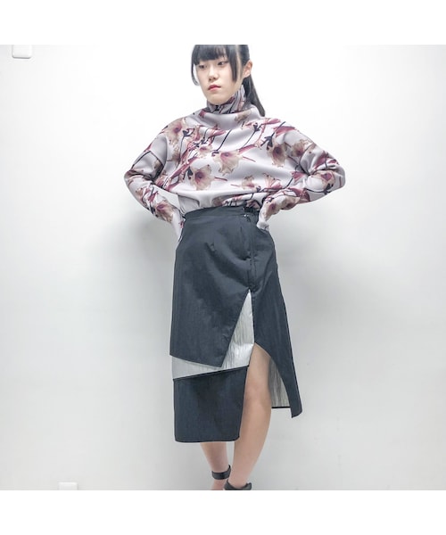 BALMUNG（バルムング）の「BALMUNG / 壁紙模様ハイネック /gray