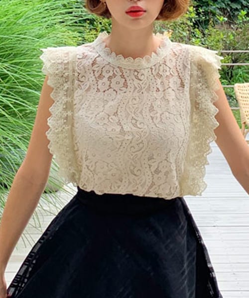 DHOLIC（ディーホリック）の「フラワーレーススリーブレス（タンクトップ・レディース・ホワイト/ベージュ/ブラック・FREE）」の3枚目の写真