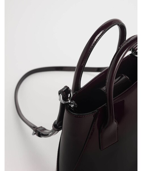 CHARLES & KEITH（チャールズ & キース）の「Leather Boxy Bucket Bag（バッグ・レディース・Black/Cognac/Prune/Blush・M）」の5枚目の写真
