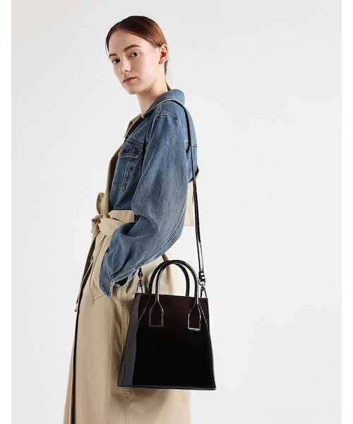CHARLES & KEITH（チャールズ & キース）の「Leather Boxy Bucket Bag（バッグ・レディース・Black/Cognac/Prune/Blush・M）」の6枚目の写真