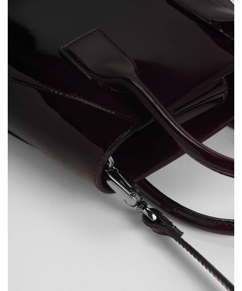 CHARLES & KEITH（チャールズ & キース）の「Leather Boxy Bucket Bag（バッグ・レディース・Black/Cognac/Prune/Blush・M）」の4枚目の写真
