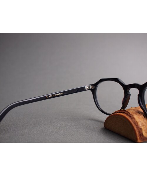 Ordinary fits（オーディナリーフィッツ）の「POTATO MEGANE〈ポテト