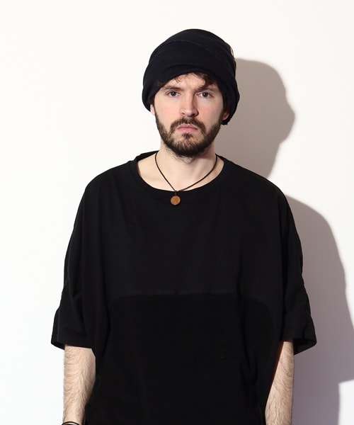 VIRGOwearworks(ヴァルゴウェアワークス)の「Military tube ニット ヘアバンド(帽子・メンズ・BEIGE/NAVY/BLACK)」の5枚目の写真