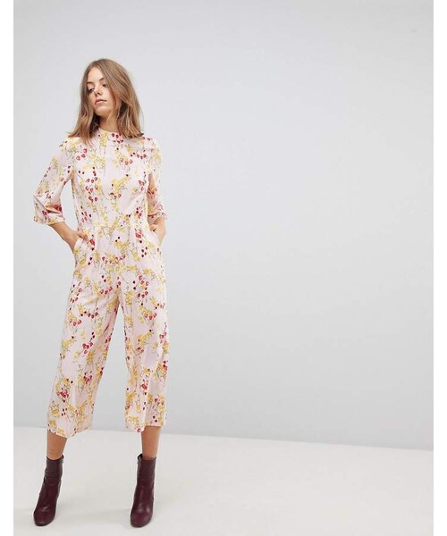 vero moda floral jumpsuit