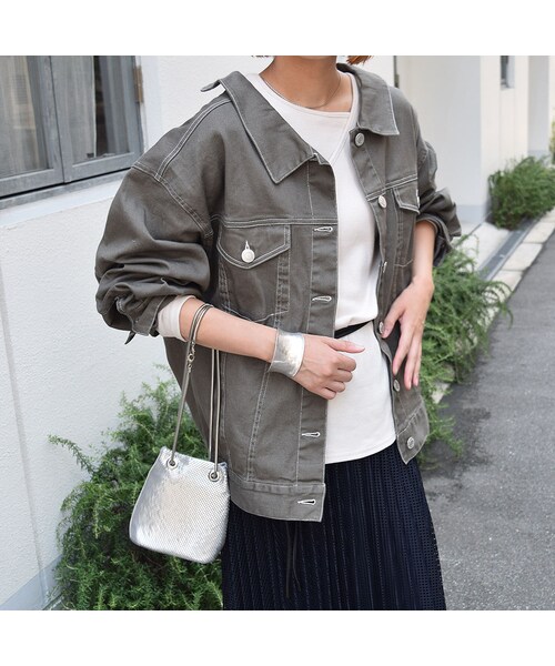 no brand(ノーブランド)の「2Way Metalic Mini Bag(ショルダーバッグ・レディース・その他)」の3枚目の写真