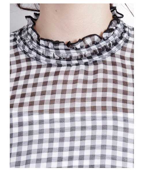 earth music&ecology(アースミュージックアンドエコロジー)の「ハイネックギンガム楊柳シフォンブラウス(シャツ・ブラウス・レディース・ブラック/ピンクベージュ・XS/L)」の6枚目の写真