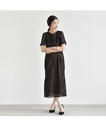 kaene（カエン）の「100488 / 刺繍マーメイドワンピース