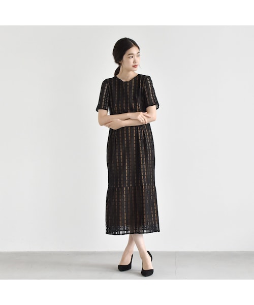 カエン　kaene　刺繍マーメイドワンピース　アーバンリサーチ ロッソ38 カエン kaene 刺繍マーメイドワンピース アーバンリサーチ