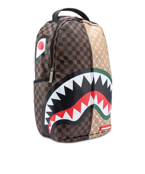 SPRAYGROUND(スプレーグラウンド)の「Paris VS Milan Shark Backpack(その他・Paris VS Milan・349.00)」の2枚目の写真