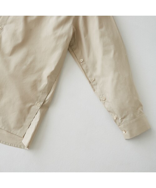 RYO TAKASHIMA（リョウタカシマ）の「Oversize standcollar slit