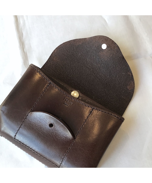 irose（イロセ）の「irose "ric-rac mini wallet" / イロセ"リクラクミニウォレット"（ダークブラウン）（財布・メンズ・その他）」の5枚目の写真