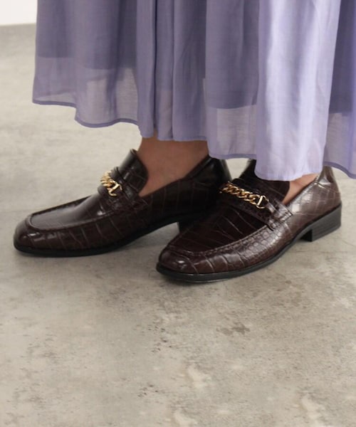 OZOC(オゾック)の「チェーンローファー(シューズ・レディース・ブラック(019)/ブラウン(042)/ブラウン(142)/ベージュ(152)/ブラウン(642)・25(22.5cm)/35(23.5cm)/45(24.5cm)/55(25.5cm))」の12枚目の写真