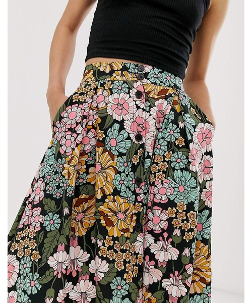 MONKI（モンキ）の「Monki floral print button through midi skirt（スカート・レディース・Multi・Us 0/XS/M/L/XL）」の3枚目の写真