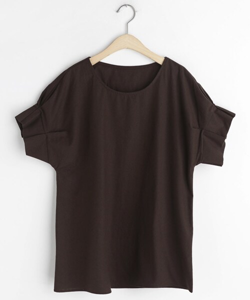 DHOLIC（ディーホリック）の「タックショートスリーブブラウス（シャツ/ブラウス・レディース・ブルー/ベージュ/ブラウン/レッド・FREE）」の2枚目の写真