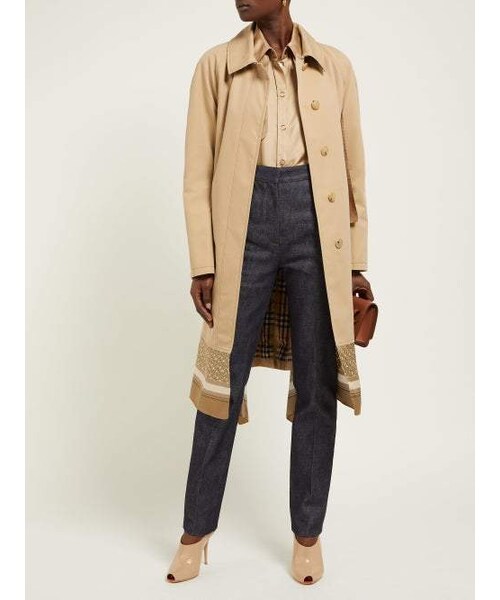 BURBERRY（バーバリー）の「Burberry - High Rise Applique Leather Monogram Jeans - Womens - Denim（デニムパンツ・レディース・Blue・24/25/26/28/29/30/31）」の3枚目の写真