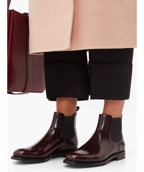 Church's(チャーチ)の「Church's - Monmouth Patent Leather Chelsea Boots - Womens - Burgundy(ブーツ・レディース・Red・37 Eu/it/37.5 Eu/it/38 Eu/it/38.5 Eu/it/39 Eu/it/40.5 Eu/it/41 Eu/it)」の2枚目の写真