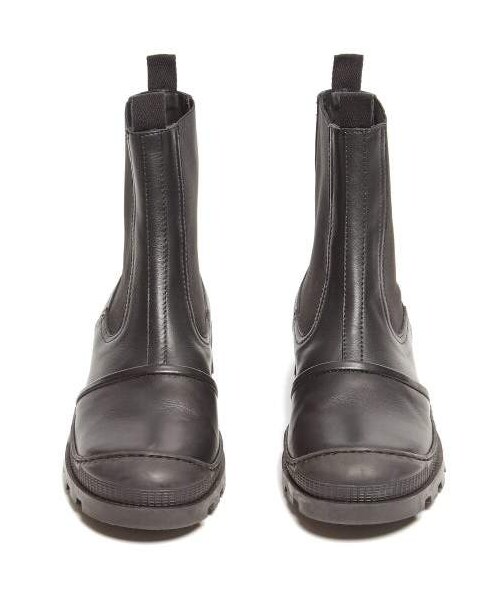 LOEWE(ロエベ)の「Loewe - Tread Sole Leather Ankle Boots - Womens - Black(ブーツ・レディース・Black・35 Eu/it/36 Eu/it/37 Eu/it/38 Eu/it/39 Eu/it/40 Eu/it/41 Eu/it)」の3枚目の写真