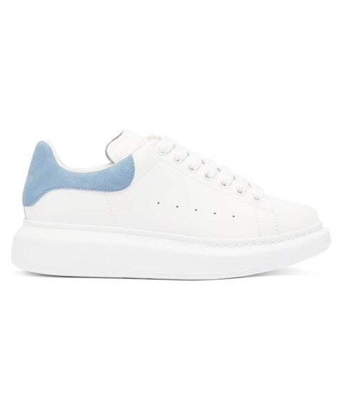 Alexander McQueen(アレキサンダーマックイーン)の「Alexander Mcqueen - Raised Sole Low Top Leather Trainers - Womens - Blue White(スニーカー・レディース・White・34 Eu/it/34.5 Eu/it/35 Eu/it/35.5 Eu/it/36 Eu/it/36.5 Eu/it/37 Eu/it/37.5 Eu/it/38 Eu/it/38.5 Eu/it/39 Eu/it/39.5 Eu/it/40 Eu/it/40.5 Eu/it/41 Eu/it)」の1枚目の写真