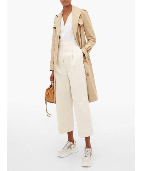 TOD’S（トッズ）の「Tod's - Pebbled Leather And Felt Trainers - Womens - White Multi（スニーカー・レディース・White・34 Eu/it/34.5 Eu/it/35 Eu/it/35.5 Eu/it/36 Eu/it/36.5 Eu/it/37 Eu/it/37.5 Eu/it/38 Eu/it/38.5 Eu/it/39 Eu/it/39.5 Eu/it/40 Eu/it/40.5 Eu/it/41 Eu/it/41.5 Eu/it/42 Eu/it）」の5枚目の写真