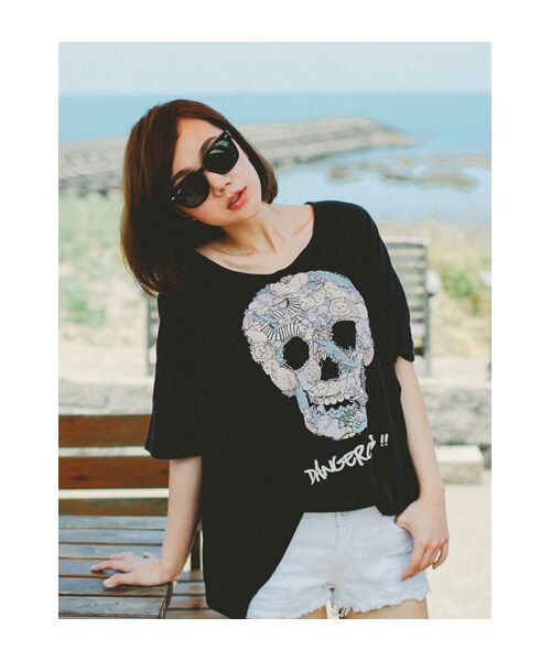 lazybone（レイジーボーン）の「Dangerous（トップス・レディース・黑色・F）」の2枚目の写真